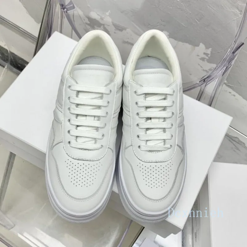 Туфли женские на платформе кожаные дышащие универсальные с круглым носком