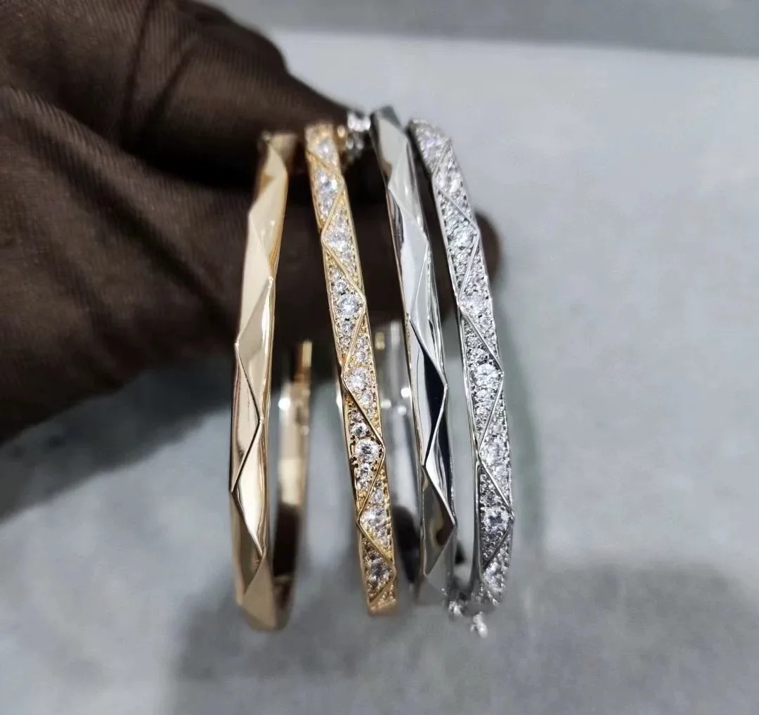 Новинка 2024 Модный классический женский браслет из серебра 925 пробы с блестящим