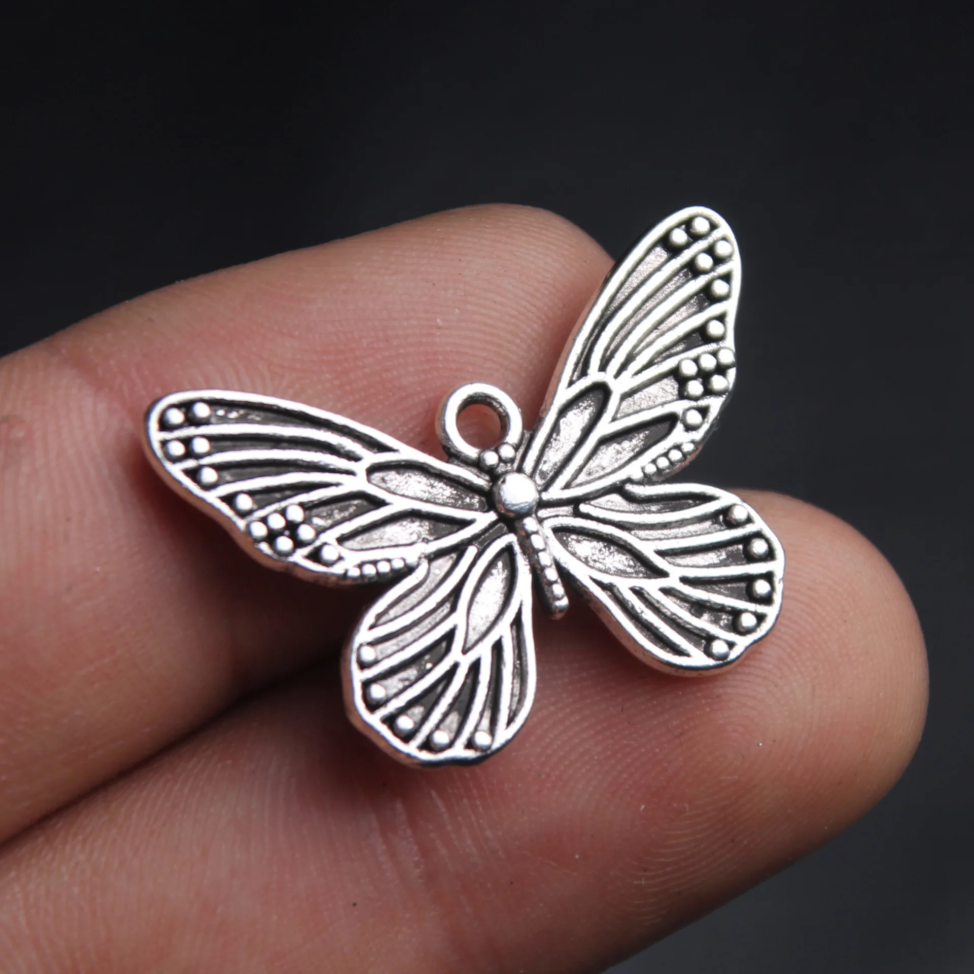 

WZNB 20Pcs 30X21mm Butterfly Charms for Jewelry Making Antique Silver Insect Pendant Diy Earring Necklace Accessories Supplies