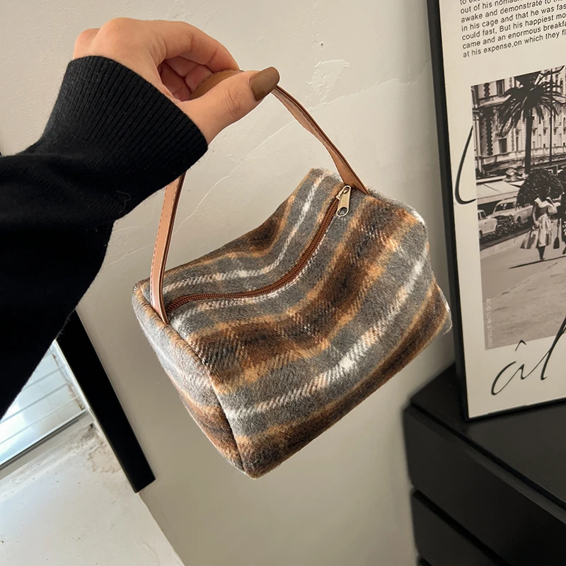 Сумка из шерстяной ткани с верхней ручкой в стиле пэчворк женские сумки