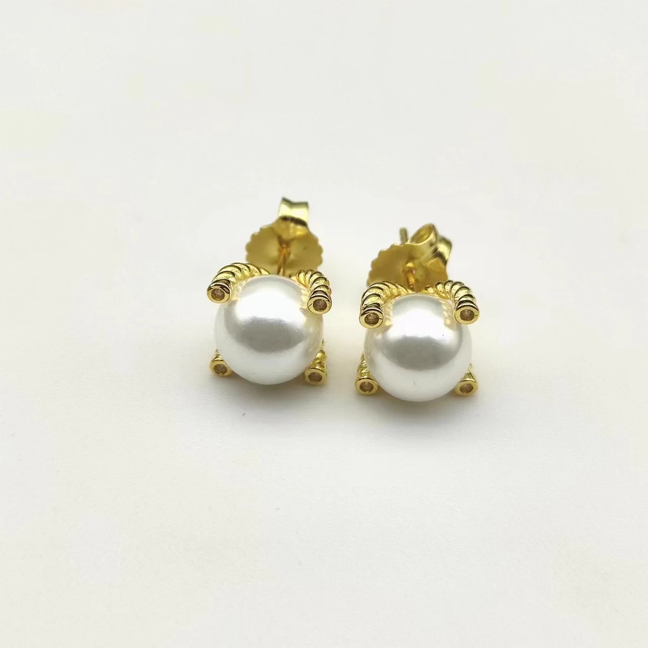 David Yurman Gold Hook Twisted Wire Buckle Pearl Earrings in Sterling Silver With 14K Yellow PlatedPlated