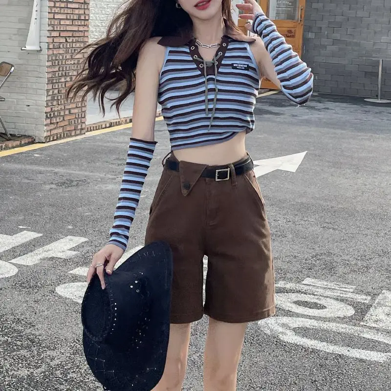 Шорты-бермуды женские джинсовые с завышенной талией и широкими штанинами