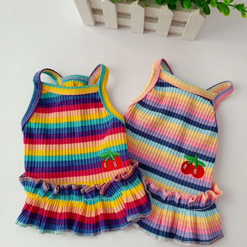 

Цветное Полосатое платье принцессы вишни Милая Одежда для собак Милая Одежда для маленьких собак Одежда для домашних животных Весенняя и л...