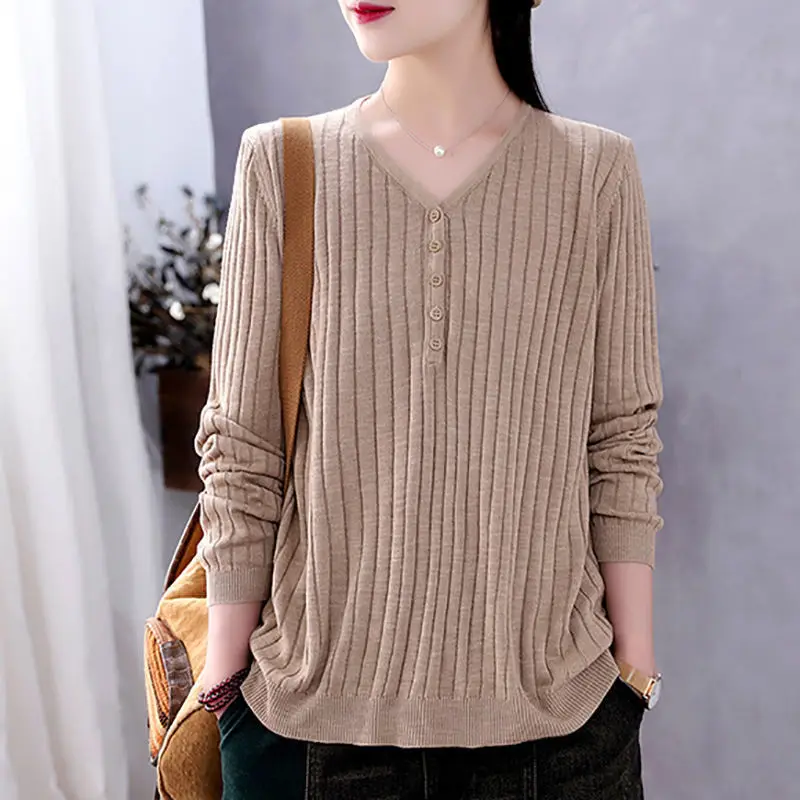 

Spring and autumn new women's long -sleeved pullovers female long sleeve V -neck sweater loose and thin tops sweater female