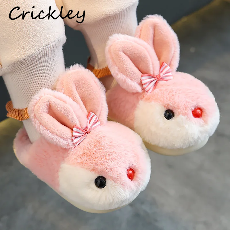 

Тапочки детские зимние плюшевые на мягкой нескользящей подошве, с мультяшным кроликом