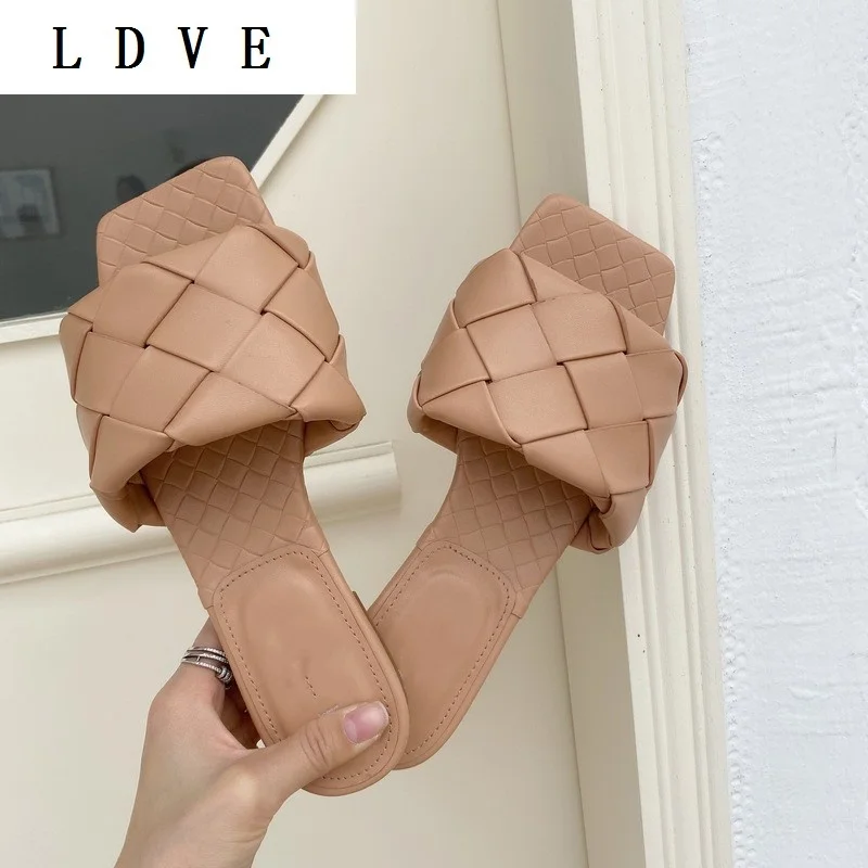 

shoes Women's European and American open-toed sandals hot push net celebrity flip flops woven flat slippers