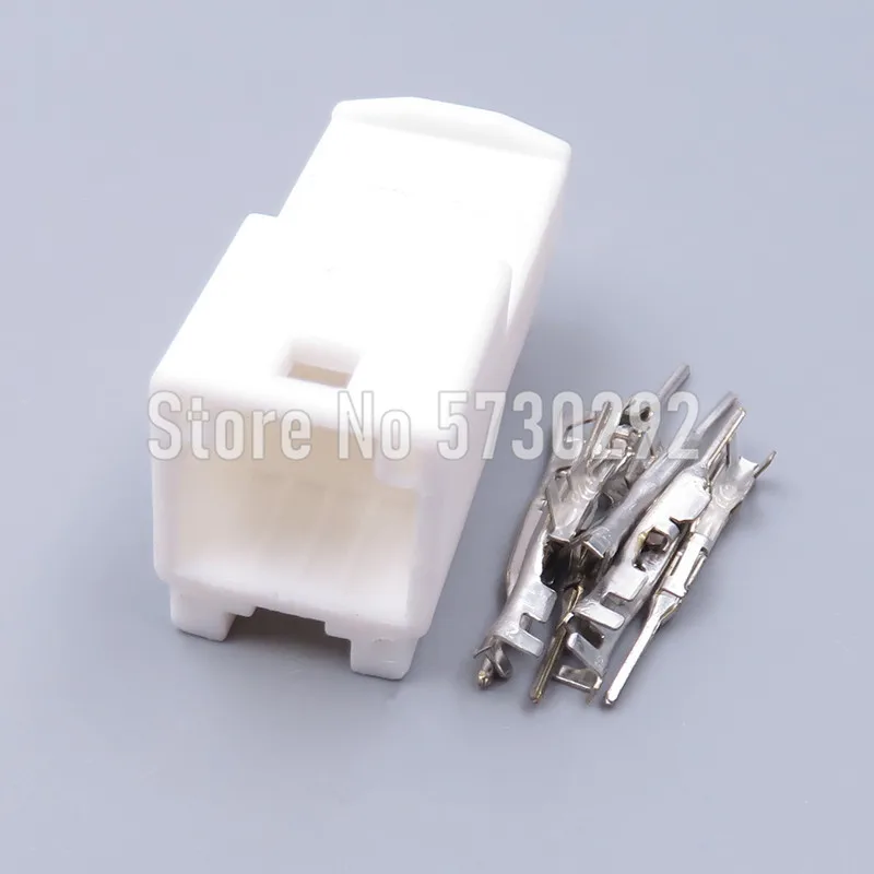 

Автомобильная обжимная розетка 2.2 мм