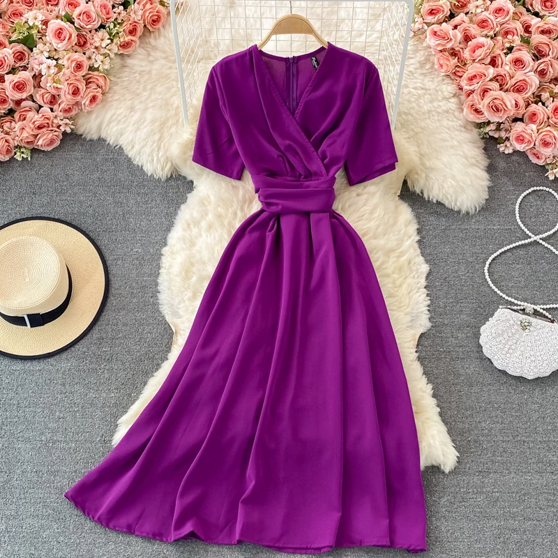 

Women's V-Neck Beach Style Dress Summer Short Sleeve Dresses
