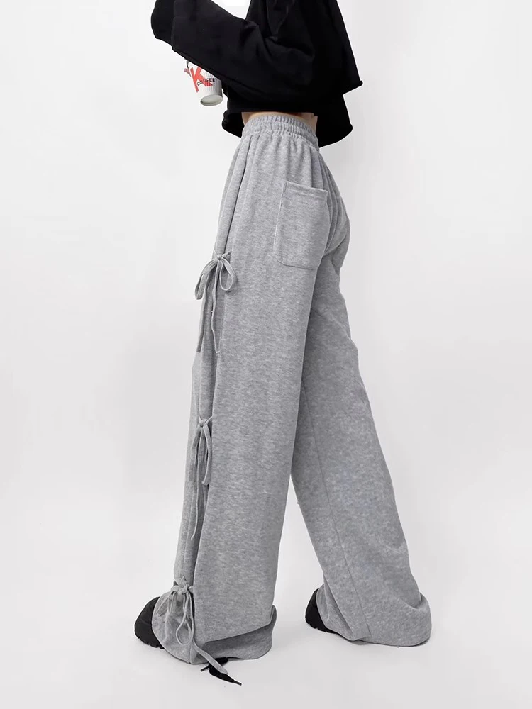 Широкие женские спортивные брюки REDDACHiC с лентами серые простые повседневные на