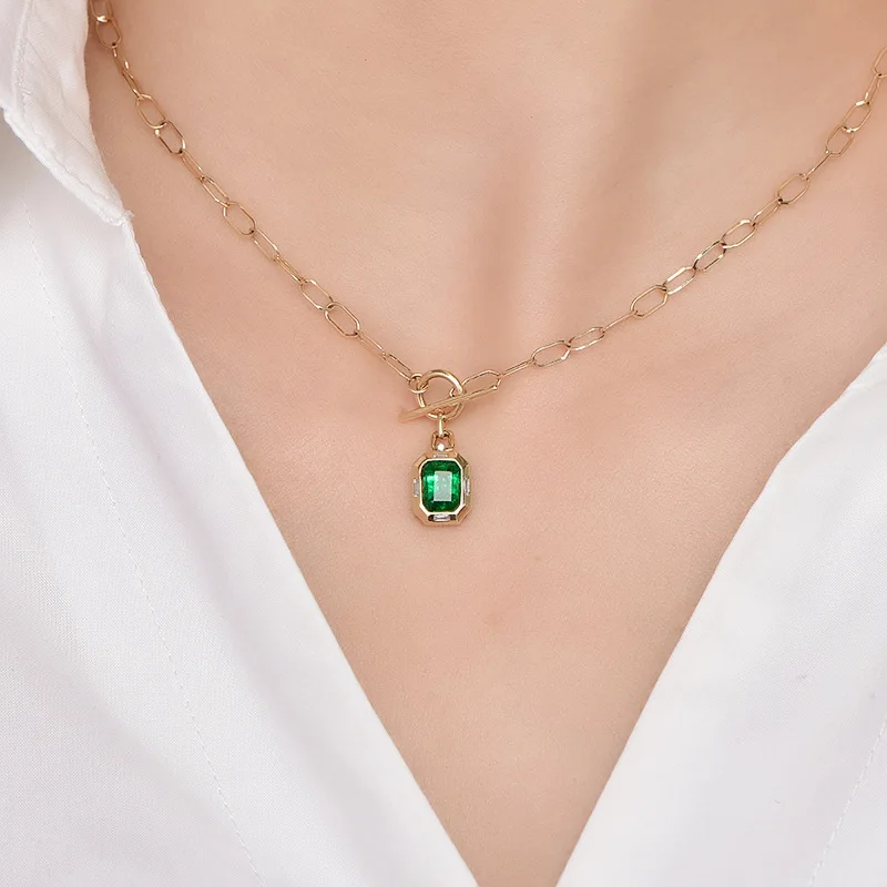 

Vintage Luxury Fashion OT Buckle Green Princess Inlaid Square Zircon Pendant Necklace for Women Girl Jewelry Gift