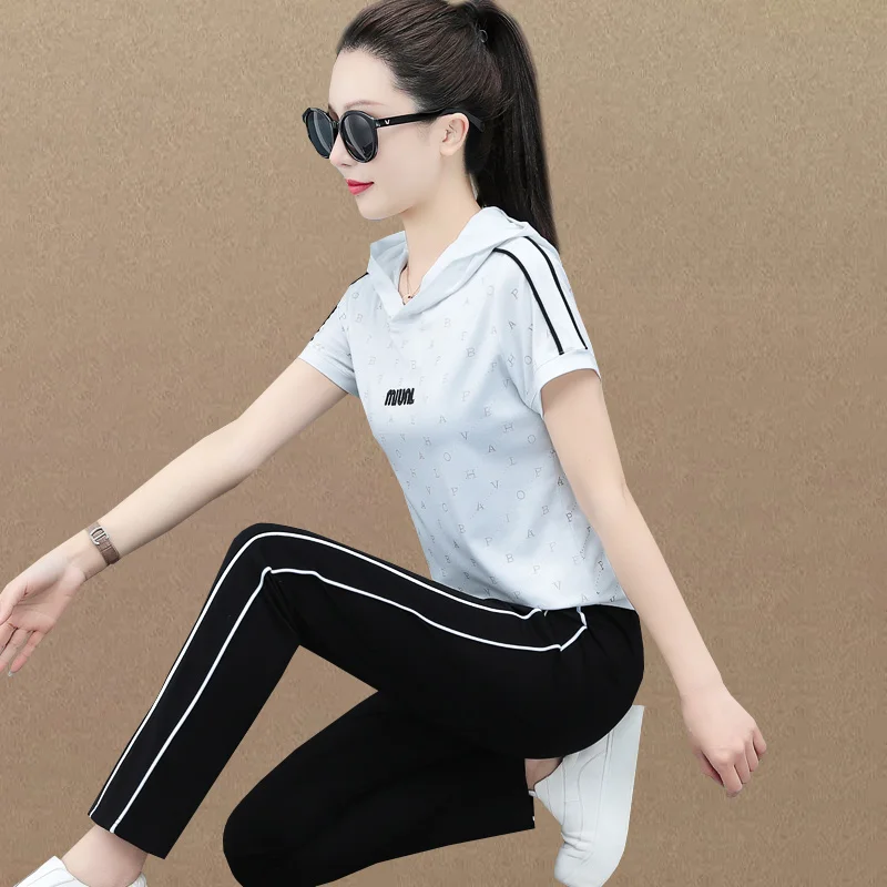 Летний комплект свитшотов для женщин новинка 2024 свободный утягивающий женский с