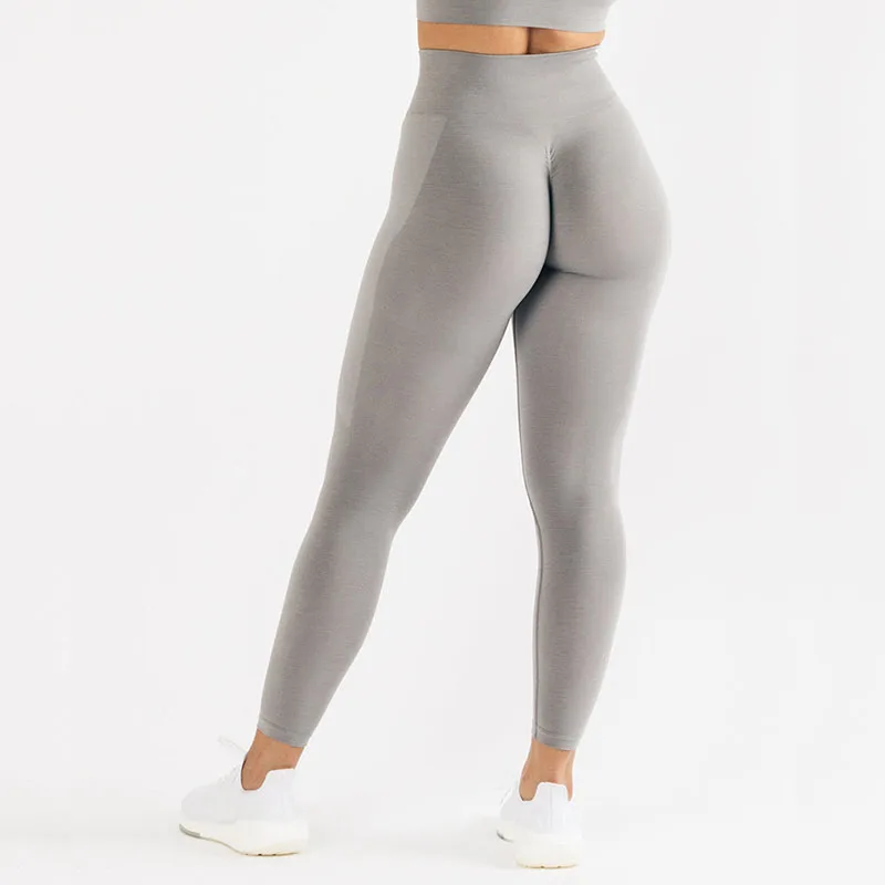

Женские Бесшовные штаны для йоги, однотонные спортивные Леггинсы с высокой талией, обтягивающие бедра персиковые колготки для спортзала, т...