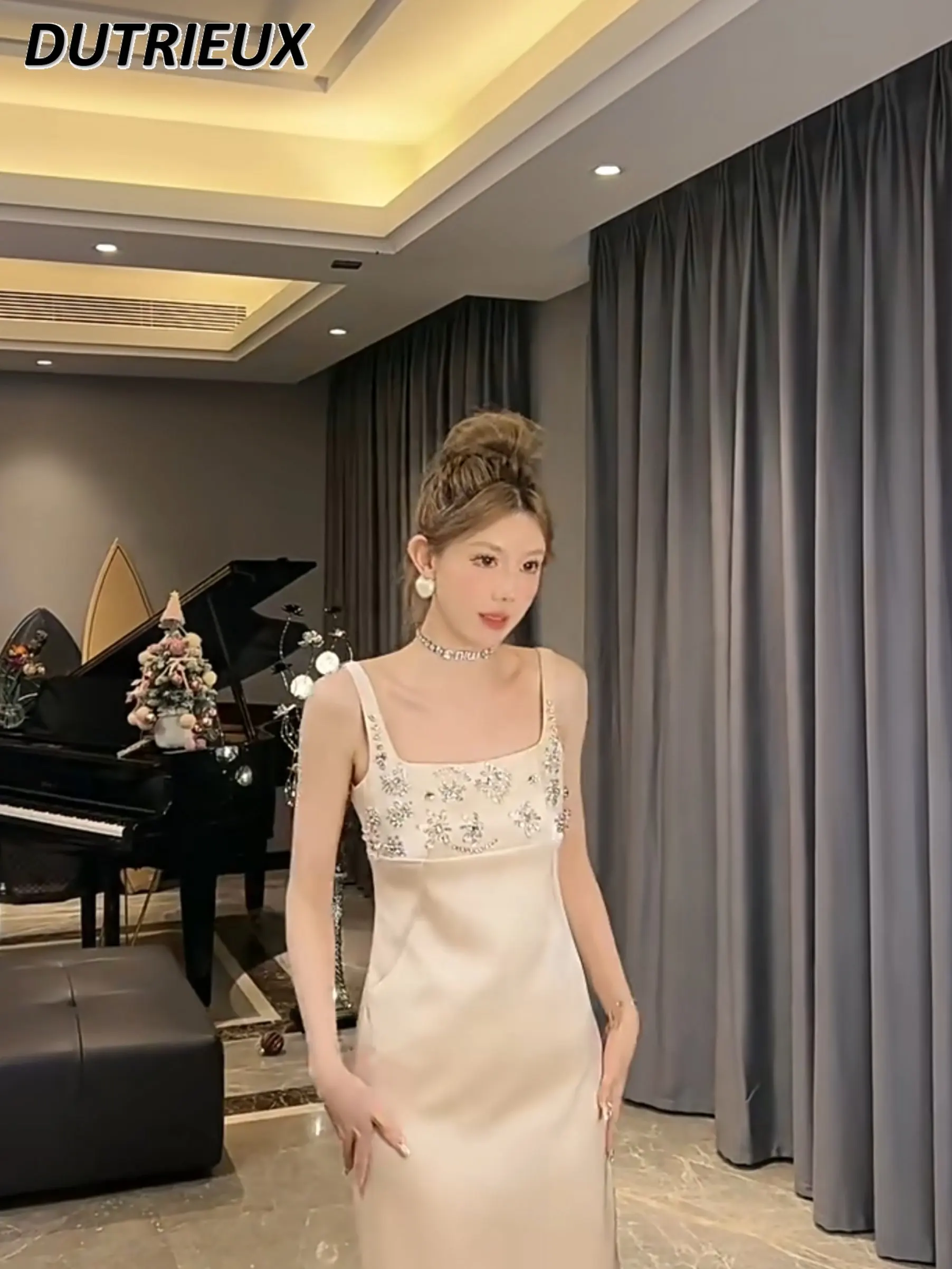 

Spring Summer 2023 New Heavy Industry Beaded Rhinestone Dress Square-Cut Collar Camisole Slim Mid-Length Split Satin Dress