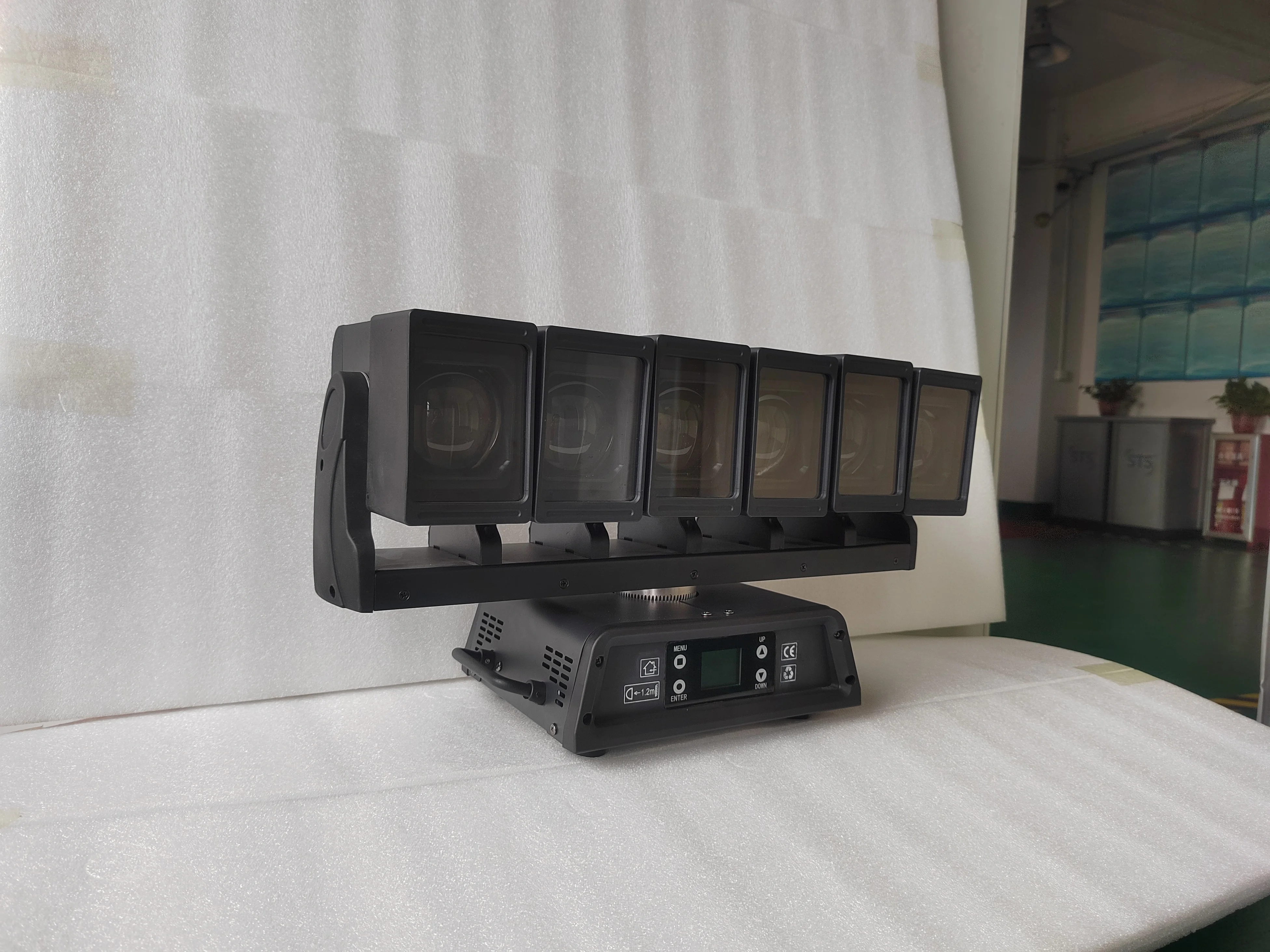 Фото Светодиодная световая панель 6x60W RGB с движущейся головкой, DMX512, IP33, для сцены, вечеринок, свадеб, концертов, живых выступлений, DJ, KTV №3