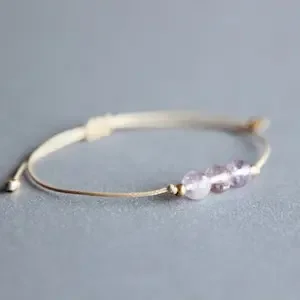 Женский браслет из драгоценных камней