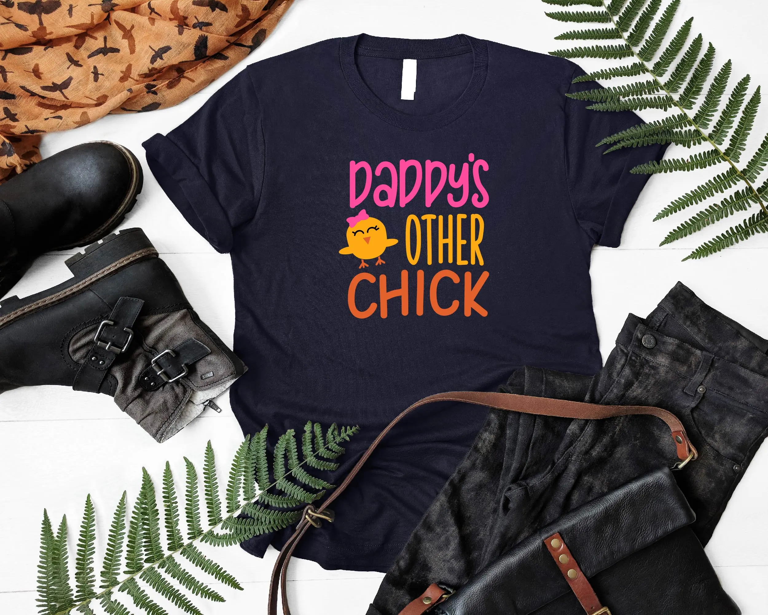 Футболка с надписью Другой цыпленок