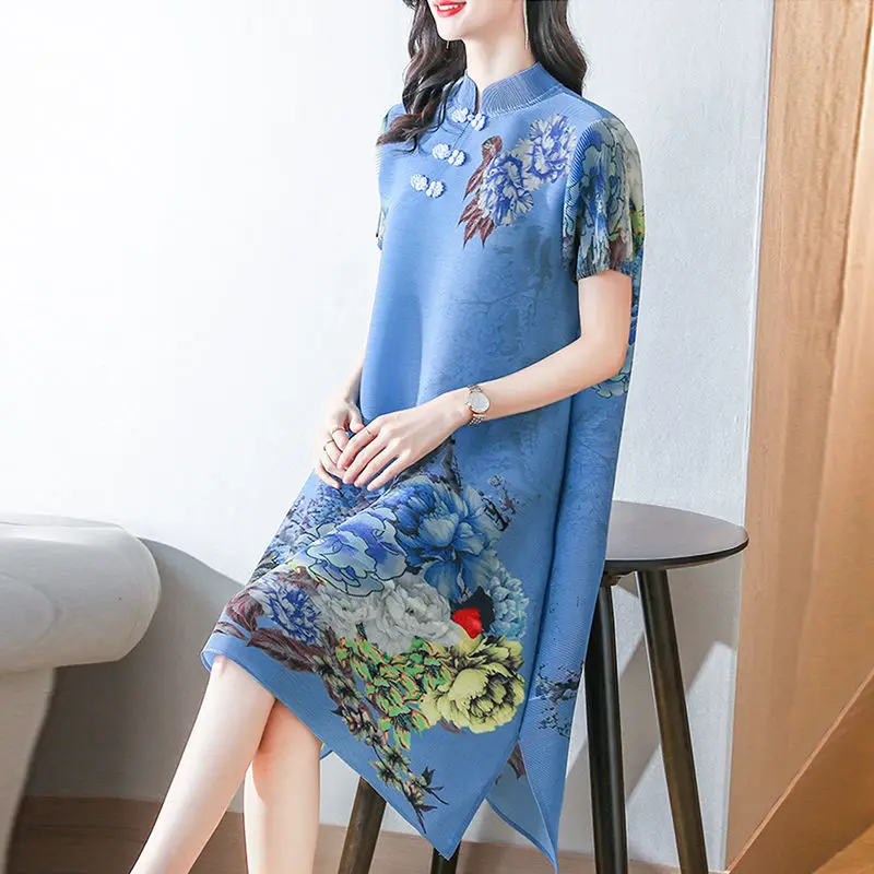 

Женское платье в ретро-стиле, платье-Ципао из плексированного материала с принтом, длинная свободная юбка с короткими рукавами и принтом, ле...