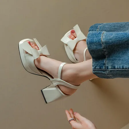 

Женские и женские босоножки большого размера с бантом и квадратным носком на толстом каблуке