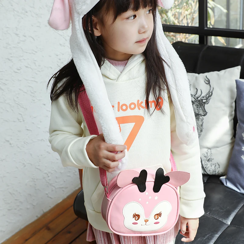 

Fashion Children School Bags 3D Cartoon Print Plush Kids Backpack Kindergarten