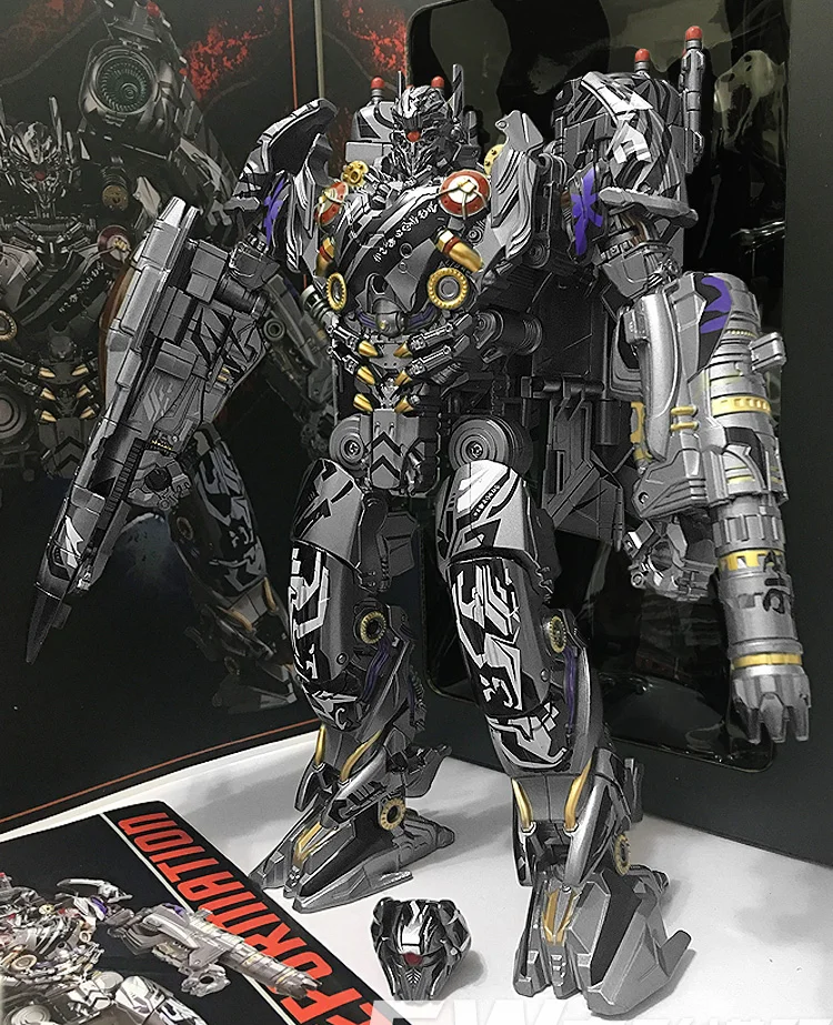 

Black Mamba LS-01S Sai Xingwen Nitrogen Zeus Deformation Toy Movie 5 Enlarged Alloy Edition Fighter