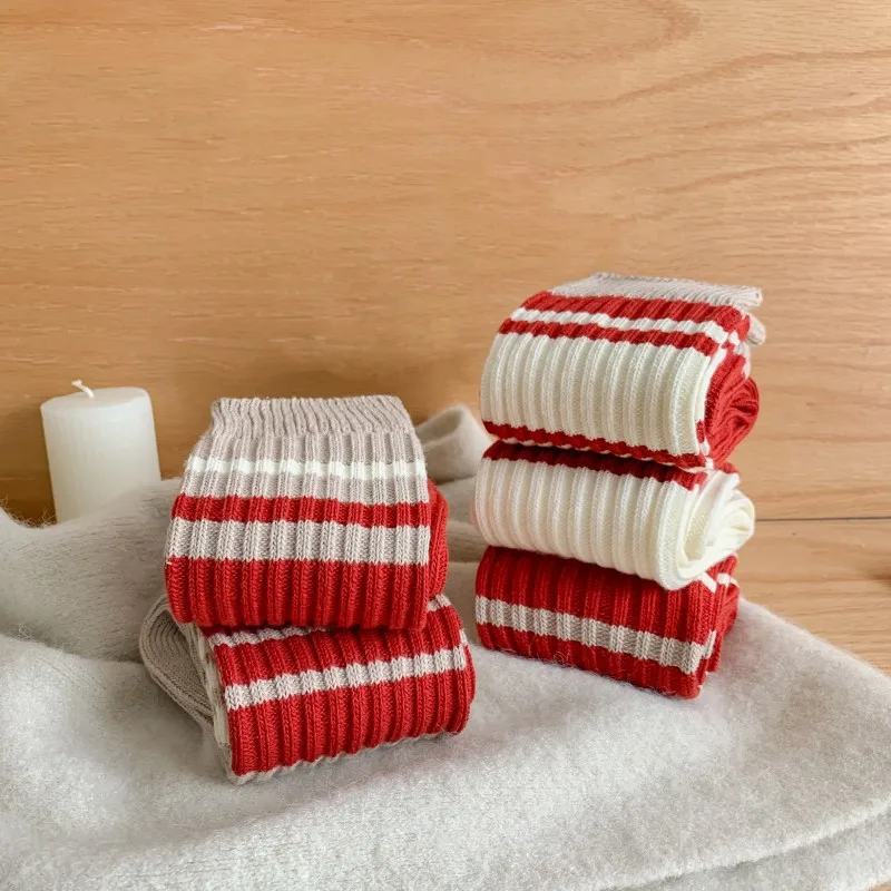 Fashion Autumn Warm Winter Socks Simple High Quality Cotton Socks New Casual Striped White Red Socks Set 5 Pairs for Women