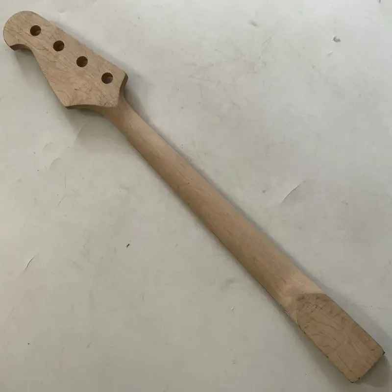 EN857 Незавершенный 4-струнный гриф электрогитары из клена с палисандрами 20 ладов