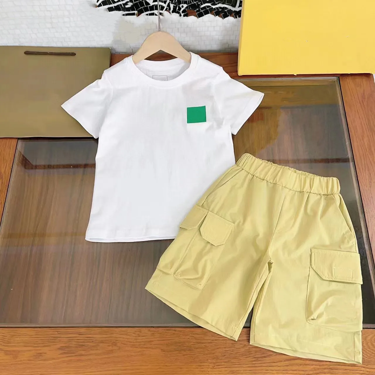 

2023 Summer New Middle And Large Children's Suit Boy's Round Neck Short Sleeve+Shorts Fashion Casual Two-Piece Suit
