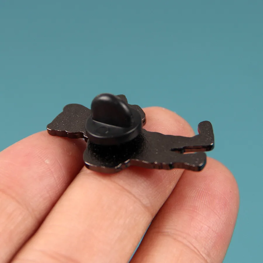 Металлическая брошь с эмалью в виде клоуна из аниме