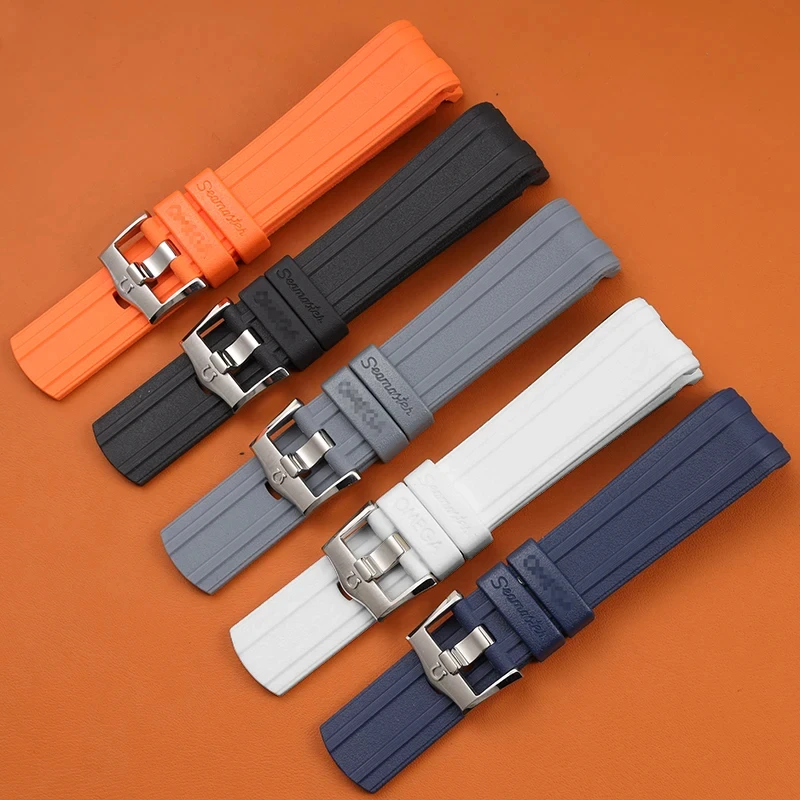 

High quality rubber strap Pin buckle suitable for Omega New Seamaster 300 diving AT150 silicone strap male 20 22mm with logo