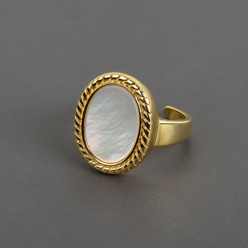 

European and American Oval White Shell Ring Elegant Opening Adjustment Virgin Girls Ringfine Jewelry for Woman