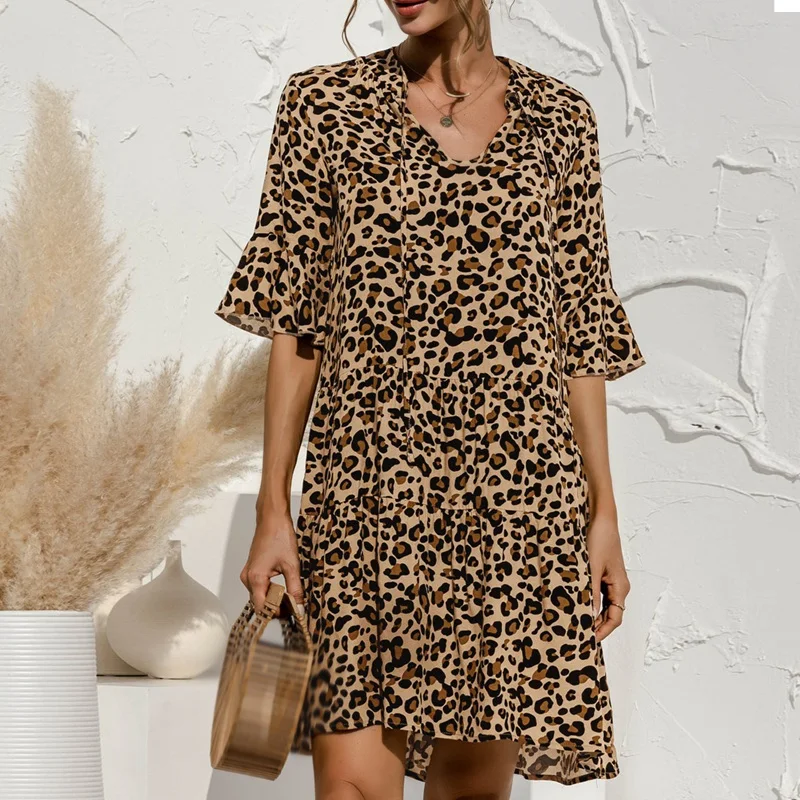 

Женское летнее платье с V-образным вырезом, свободным рукавом и леопардовым принтом