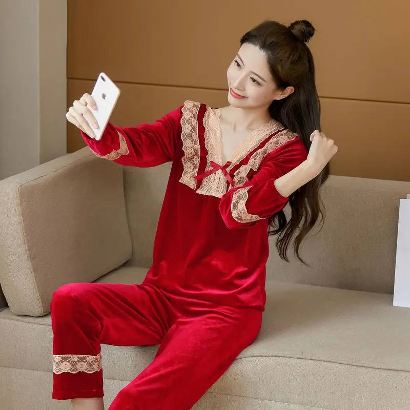 Pajamas Women's Winter New Fashion Golden Velvet Pyjamas Homewear Set Korean Loose Sexy V-Neck Sleepwear Nightwear Two Piece Set