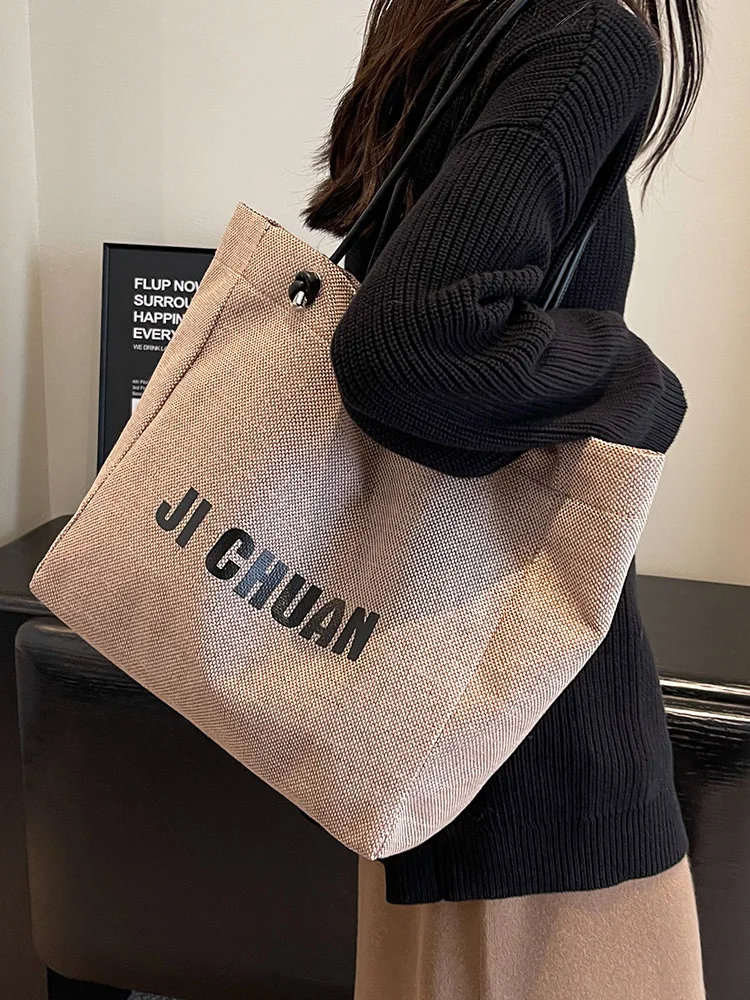 2023 Осенняя женская модная сумка-мешок через плечо в Корейском стиле шикарная