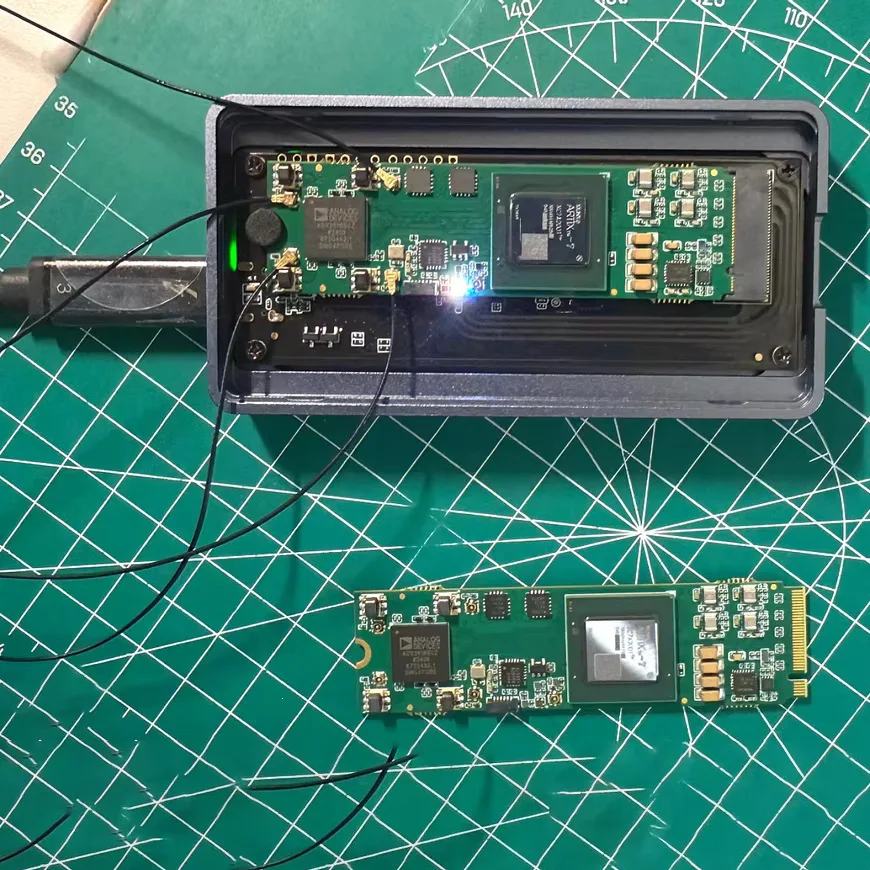 Фото Программно-определяемая радиоплатформа LibreSDR M2SDR M.2XC7A200T + AD9361 FPGA №1