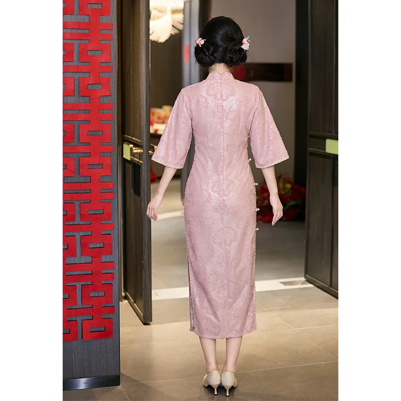 Розовое платье Cheongsam 2025 для невест, новое китайское обручальное платье, свадебное осеннее повседневное платье Ципао (art.: 3920d2cc7a302) - 3920d2cc7a302
