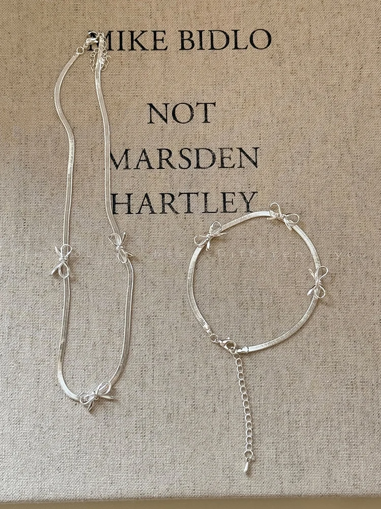 Серебряный бант цепочка со змеиными костями женская продвинутая новая для