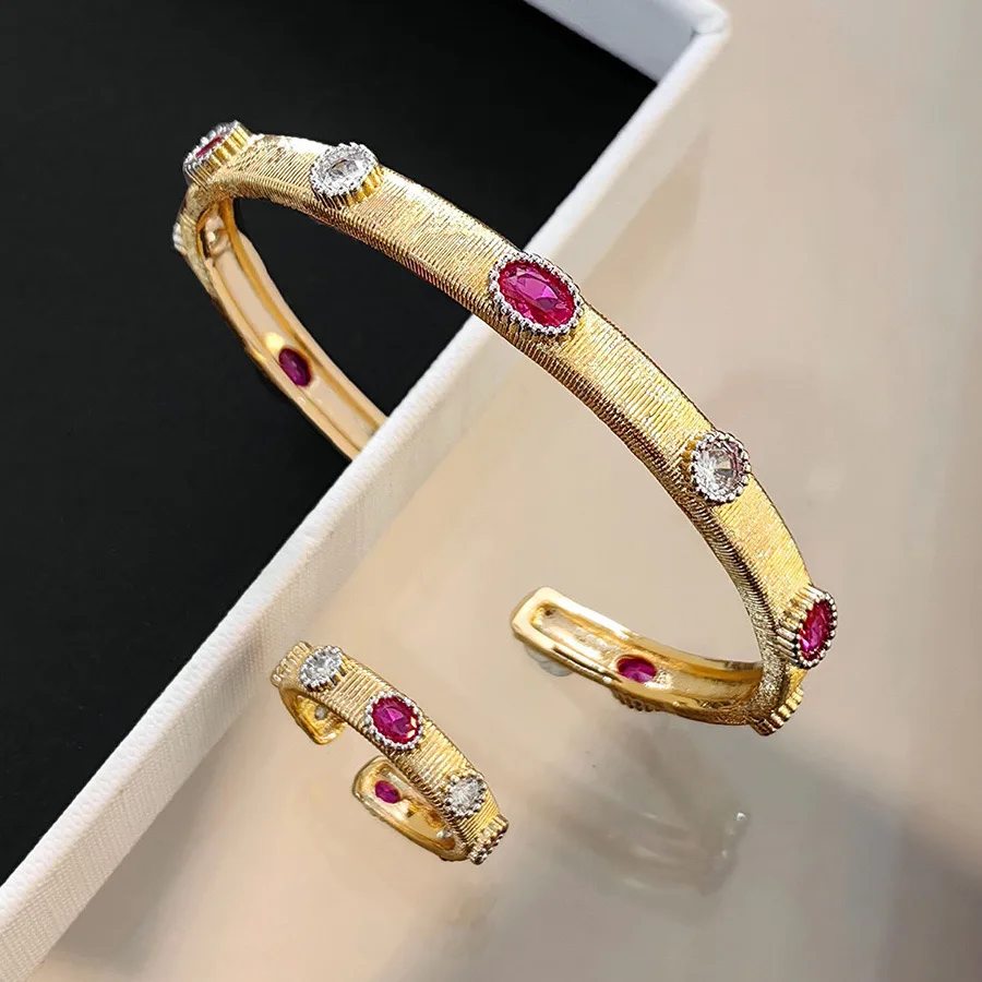 Классический геометрический браслет Buccellas с итальянской нитью зигзагообразным