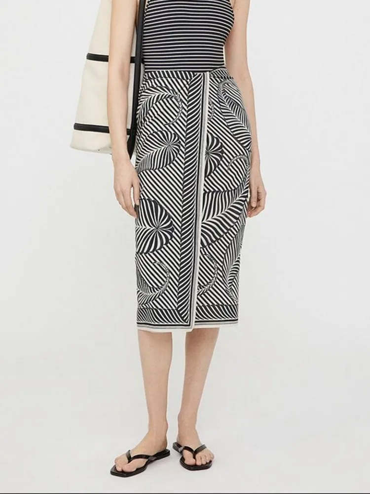 

Women One-Piece Geometric Floral Striped Printed Fashion Shawl Midi Skirt