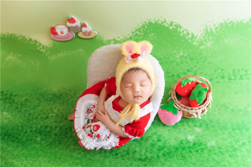 Newborn Baby Girl Photography Props Alice Outfits Dress Poker Posing Sofa Side Table Decorations Blanket Studio Shoot Photo Prop enlarge