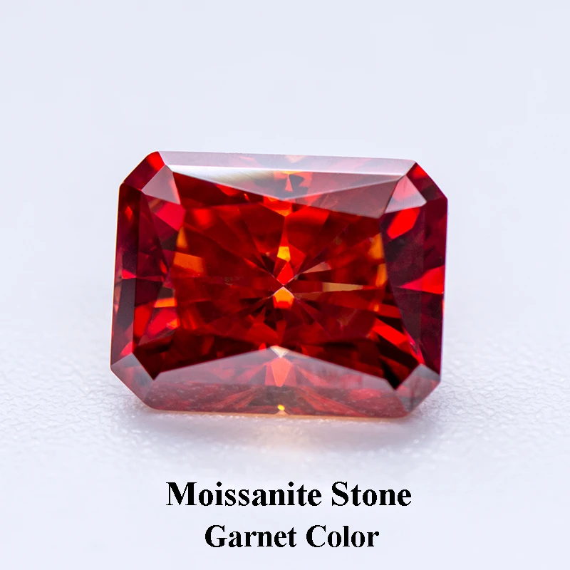 Муассанит драгоценный камень сияющая огранка цвет граната выращенный в