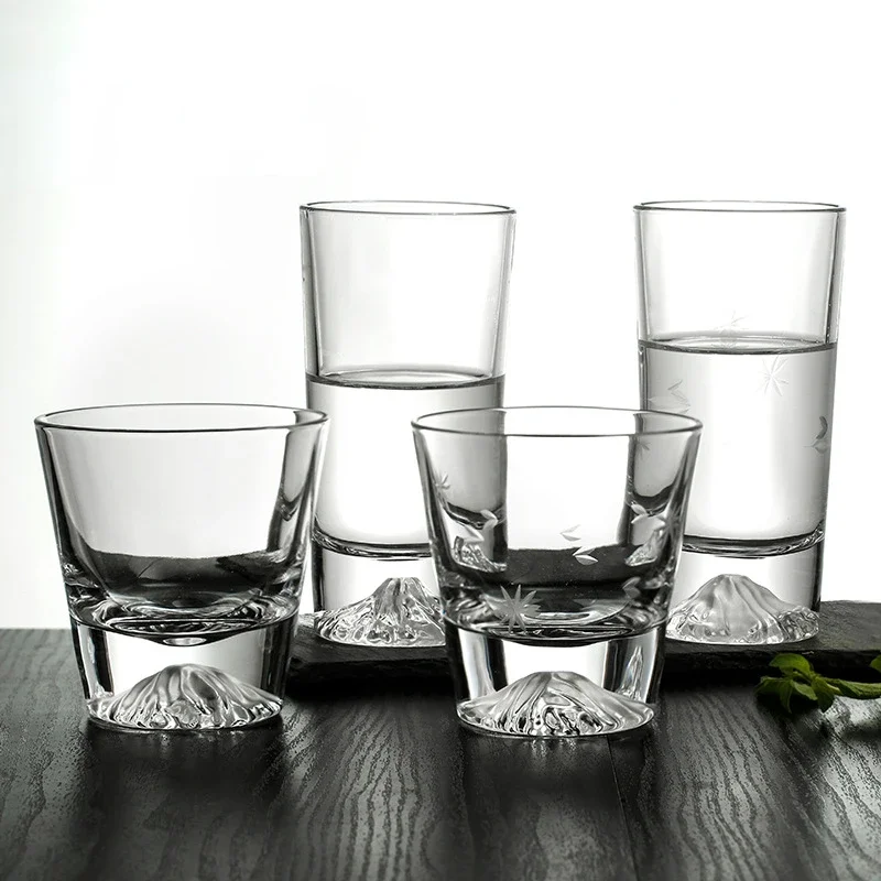 Экологичная стеклянная коктейльная чашка для вечеринок Ins Style с круглой формой