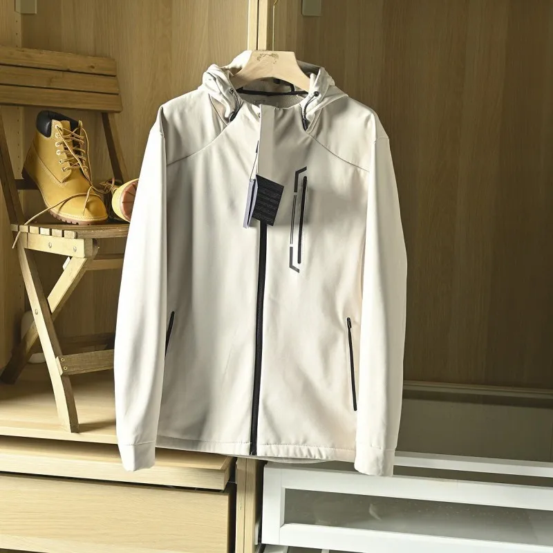 

Spring and autumn male hooded jacket Y2K leisure jacket outdoors movement style Solid color windproof comfortable Men's coat