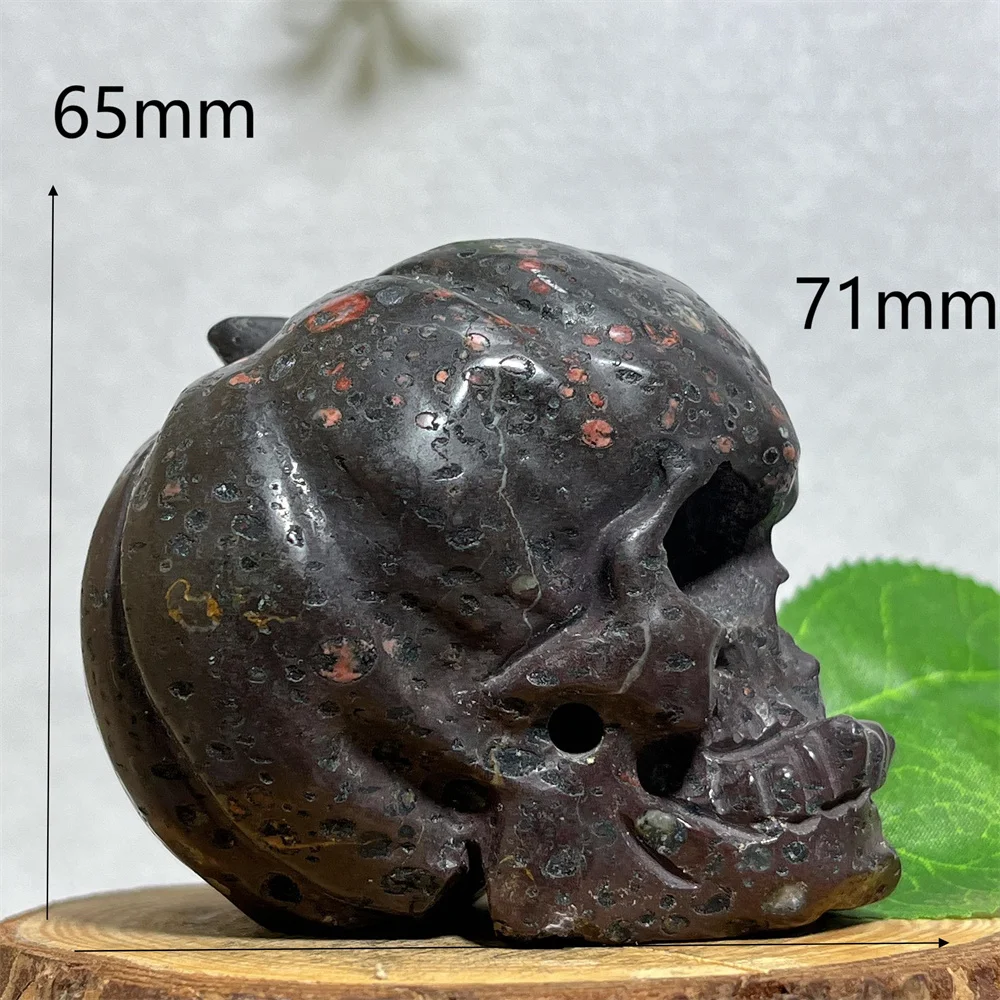 

Камень кварц тыква череп