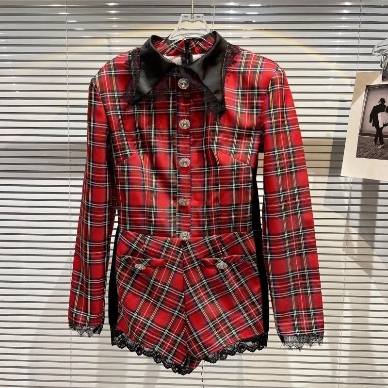 

PREPOMP 2022 Spring Long Sleeve Lace Turn Down Collar Single Breasted Buttons Red Plaid Shirt Playsuits Women Romper GE103