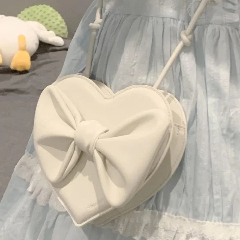 

Fashion YK2 Cute White Heart Shoulder Bag Female Harajuku Kawaii Small Bowknot Crossbody Bag Women Cell Phone Purse Womens Pouch
