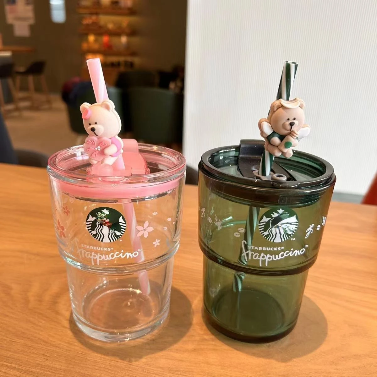 

Sakura Powder Clear Glass Straw Cup Coffee Cup