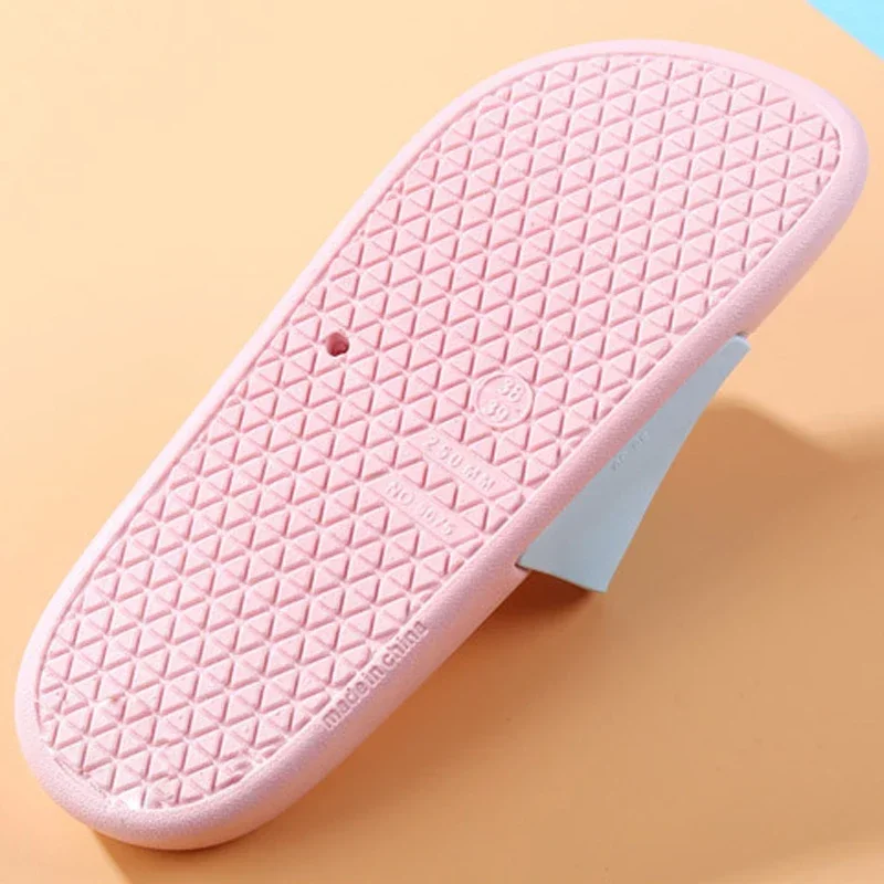 Детские тапочки с принтом единорога