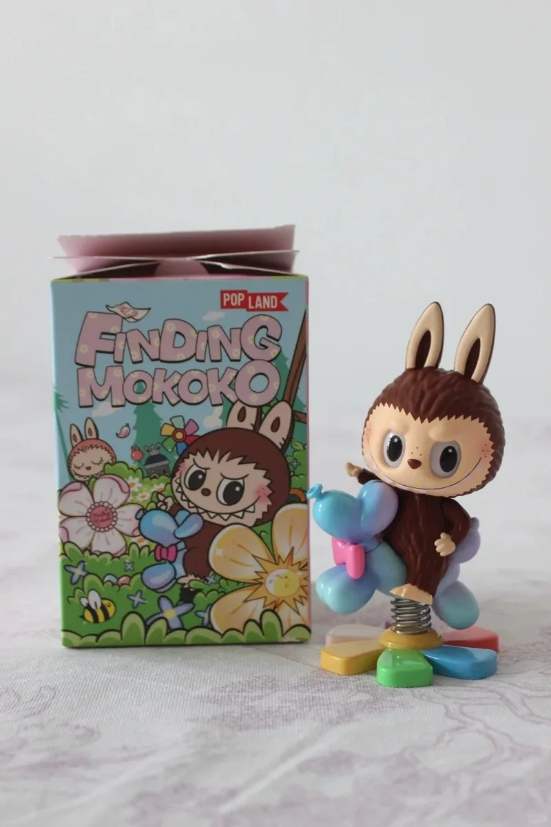 Фото Подлинная поп-март Finding Mokoko слепая коробка Labubu Skullpanda флокированная фигурка Коллекционная тематическая парковая тематическая подарок на день рождения №4