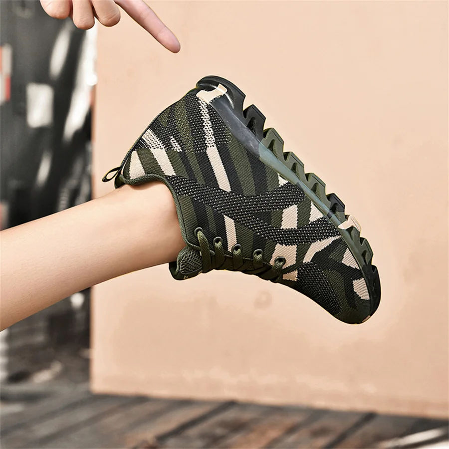 Кроссовки женские камуфляжные высокие спортивные ботильоны для отдыха