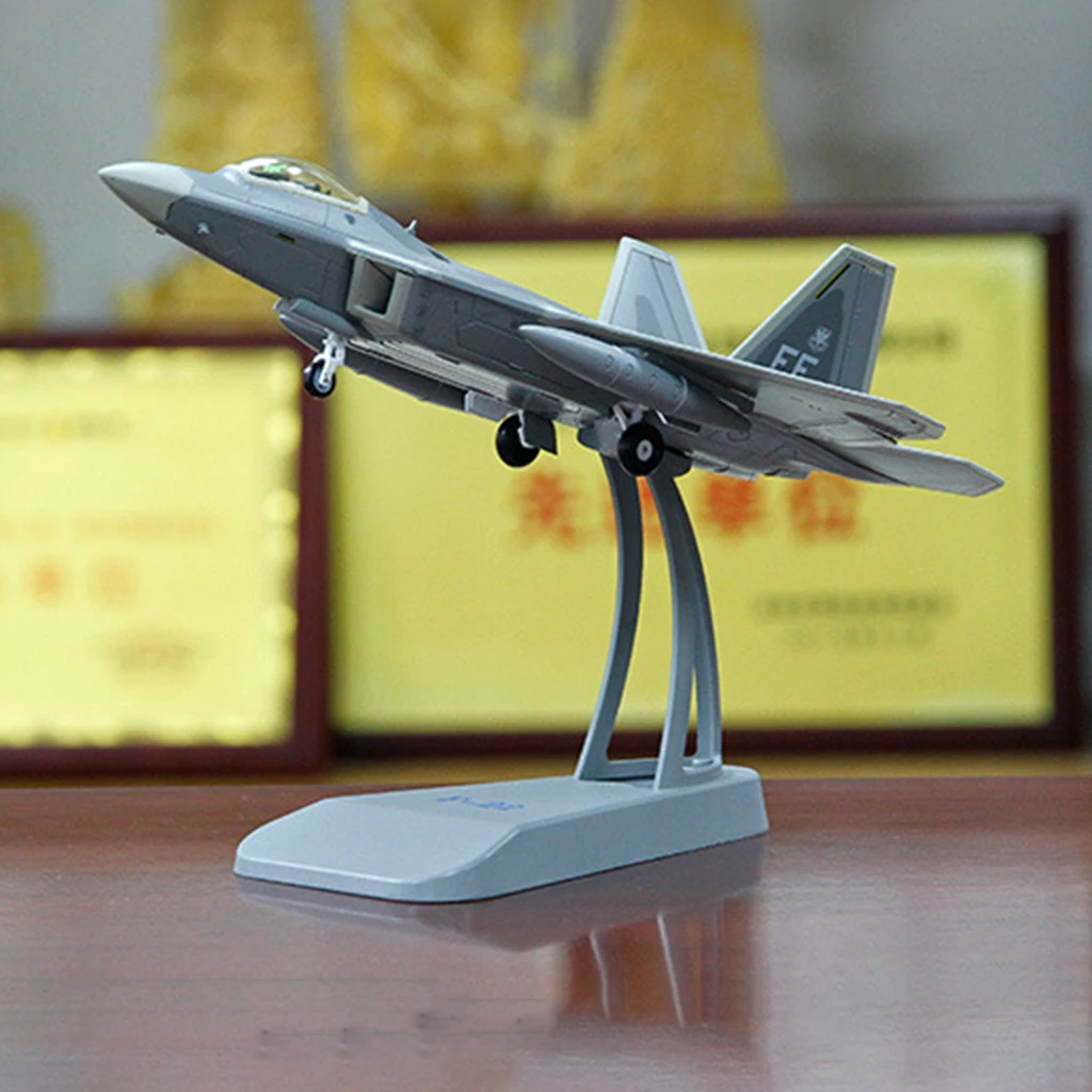 

1:72 Alloy Model Souvenir Simulation Diecast Model for Collectables Home Decor Ornament